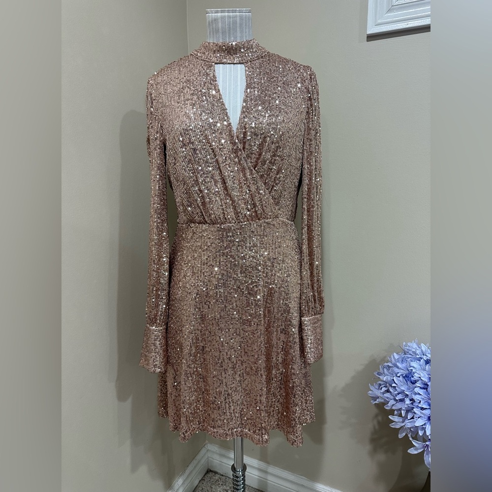 NWOT Le chateau sequence dress